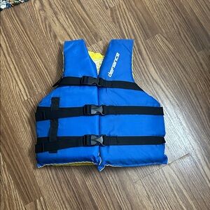 Defiance brand kids flotation device